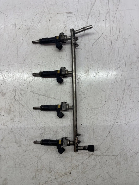 Riel inyector Opel Astra Zafira Vectra 1.8 gasolina Z18XER 2H0 55353804