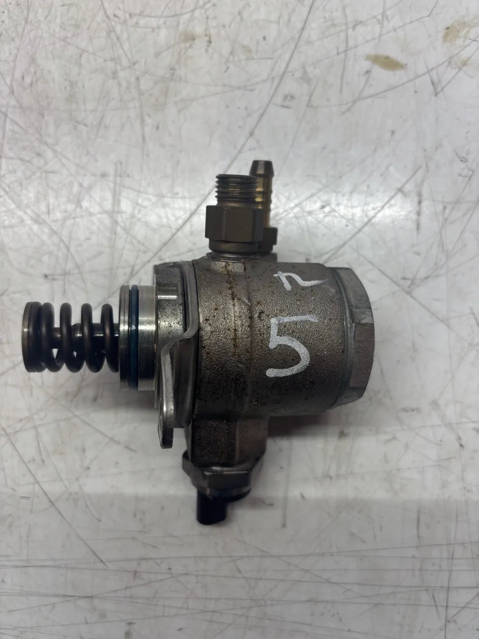 Bomba de combustible Volkswagen Golf VI 1.4 TSI CAVD CAV 03C127026M