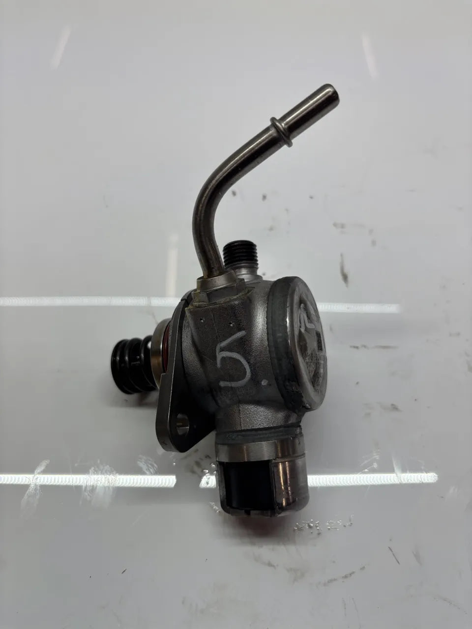 Bomba de combustible Volvo V40 2.0 T2 B4204T38 31392104