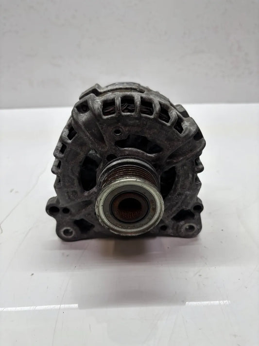 Alternador Audi A4 B8 A5 A6 C7 Q5 2.0 TDI CGLC CGL 03L903017E