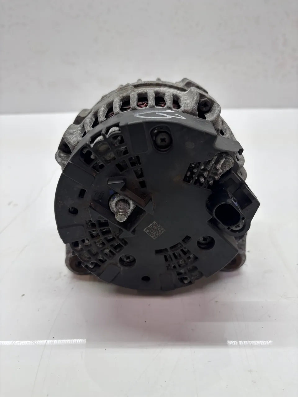 Alternador Audi A4 B8 A5 A6 C7 Q5 2.0 TDI CGLC CGL 03L903017E