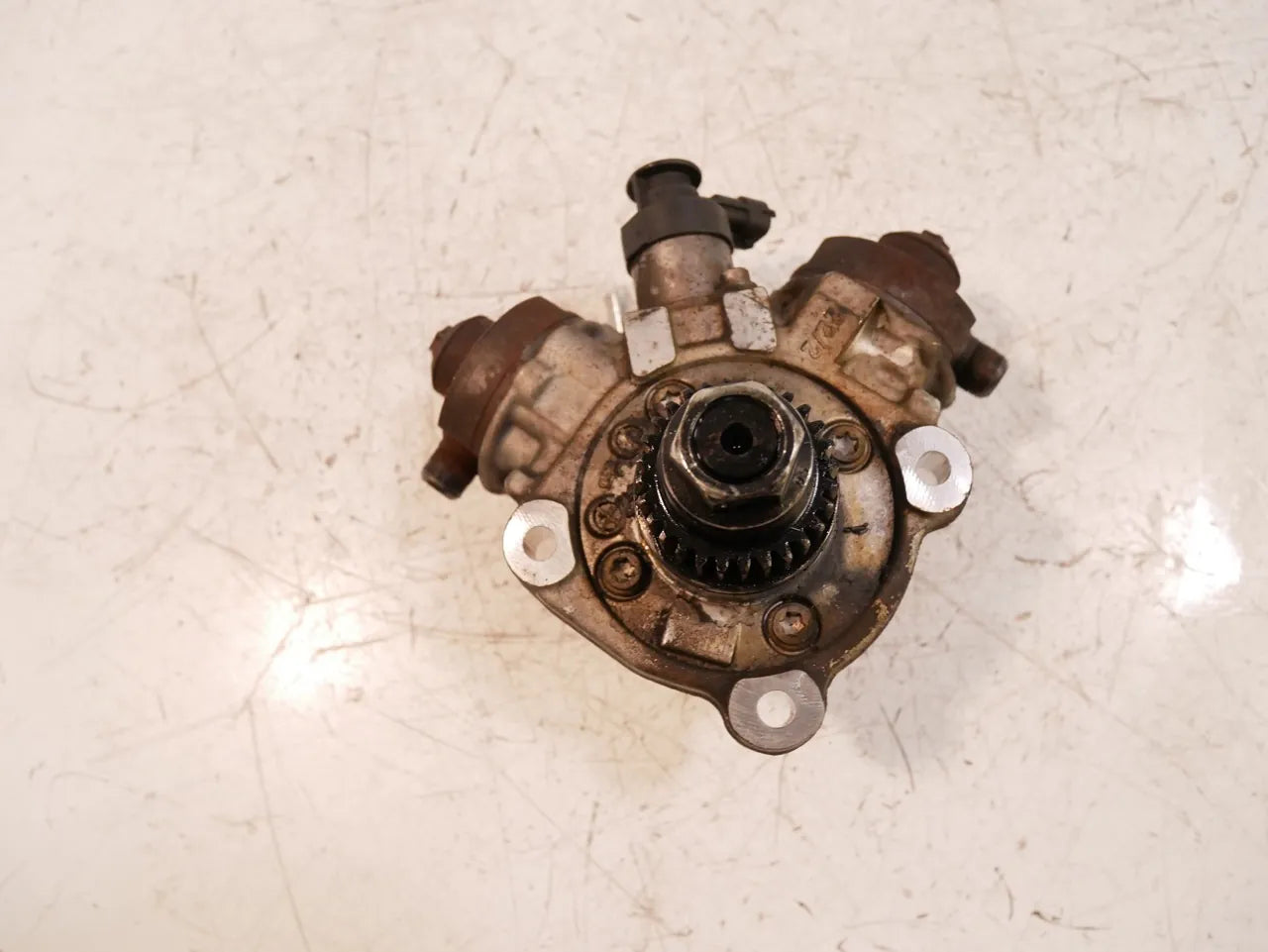 Bomba de alta presión Chrysler 300C LX 3.0 CRD V6 EXF 35022131F 0445010636