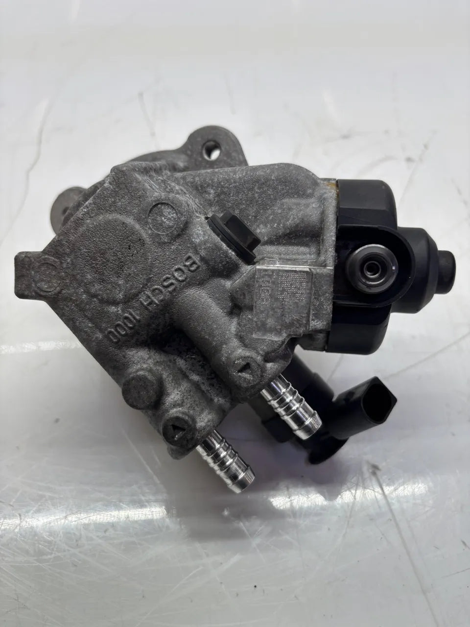 Bomba de alta presión Audi Seat A4 B8 A5 A6 C6 Q5 Exeo 2.0 TDI CAHA CAH 03L130755A