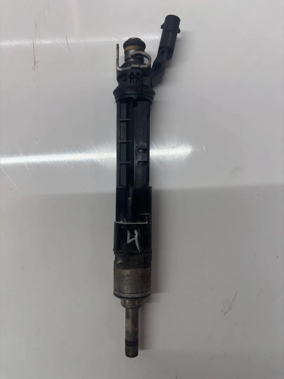 Inyector Mercedes-Benz Clase A 1.3 A180 M282.914 M282 282.914 A2820701000