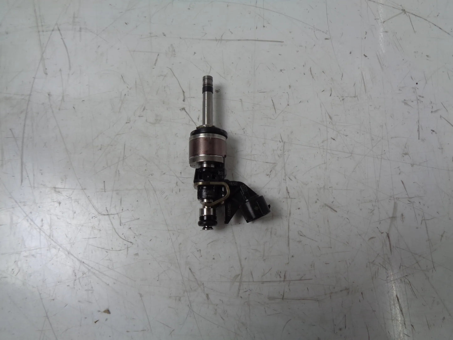 Inyector Nissan X-Trail T33 1.5 KR15DDT 20220516 0261500748