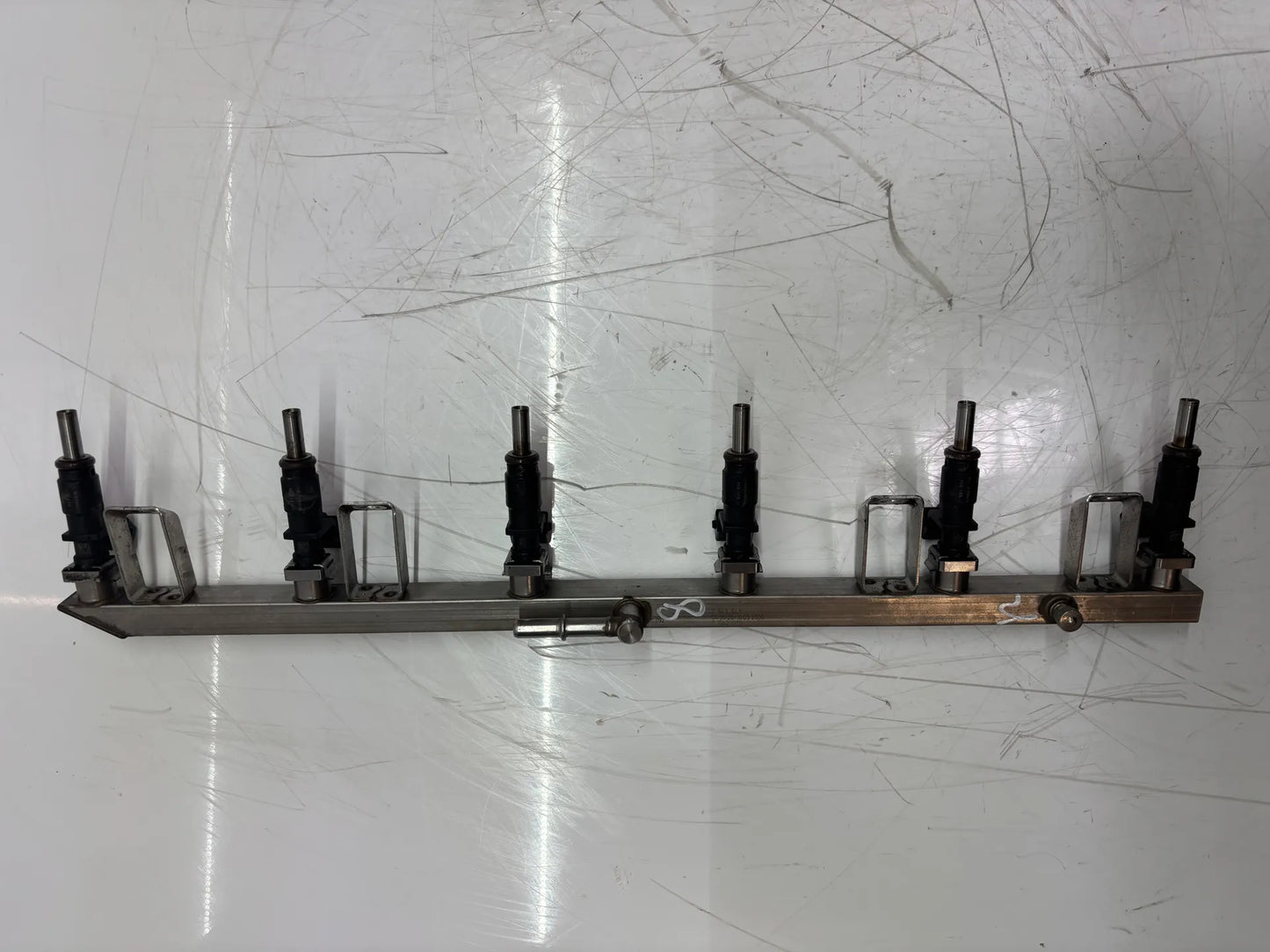 Rampa inyectora BMW Serie 6 E63 E64 3.0 630i N52B30A N52 7542541