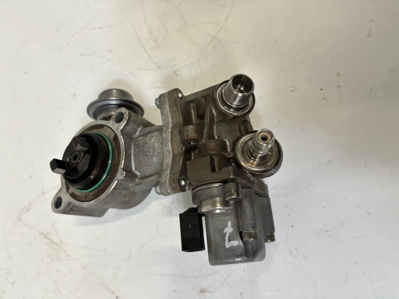 Bomba de combustible Mercedes-Benz Clase C 1.8 CGI C180 M271.820 M271 A2710703501