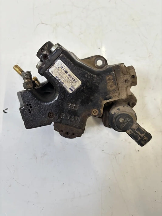 Bomba de alta presión Opel Corsa D 1.3 CDTI A13DTR LSF 55572537