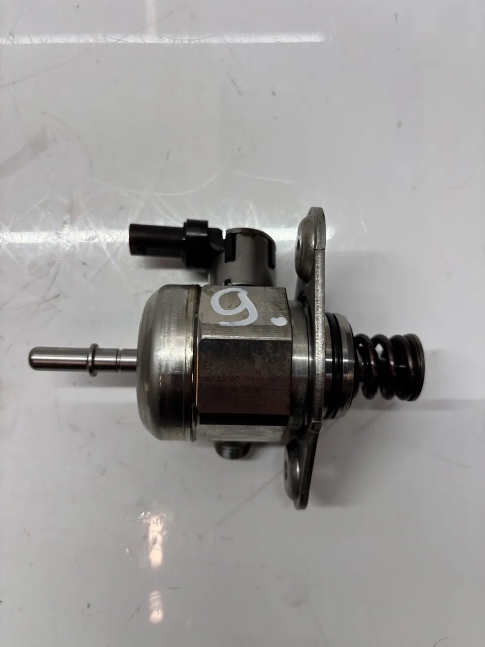 Bomba de combustible Peugeot Citroen 508 1.6 PureTech EP6FADTXD 5GF 9817670080