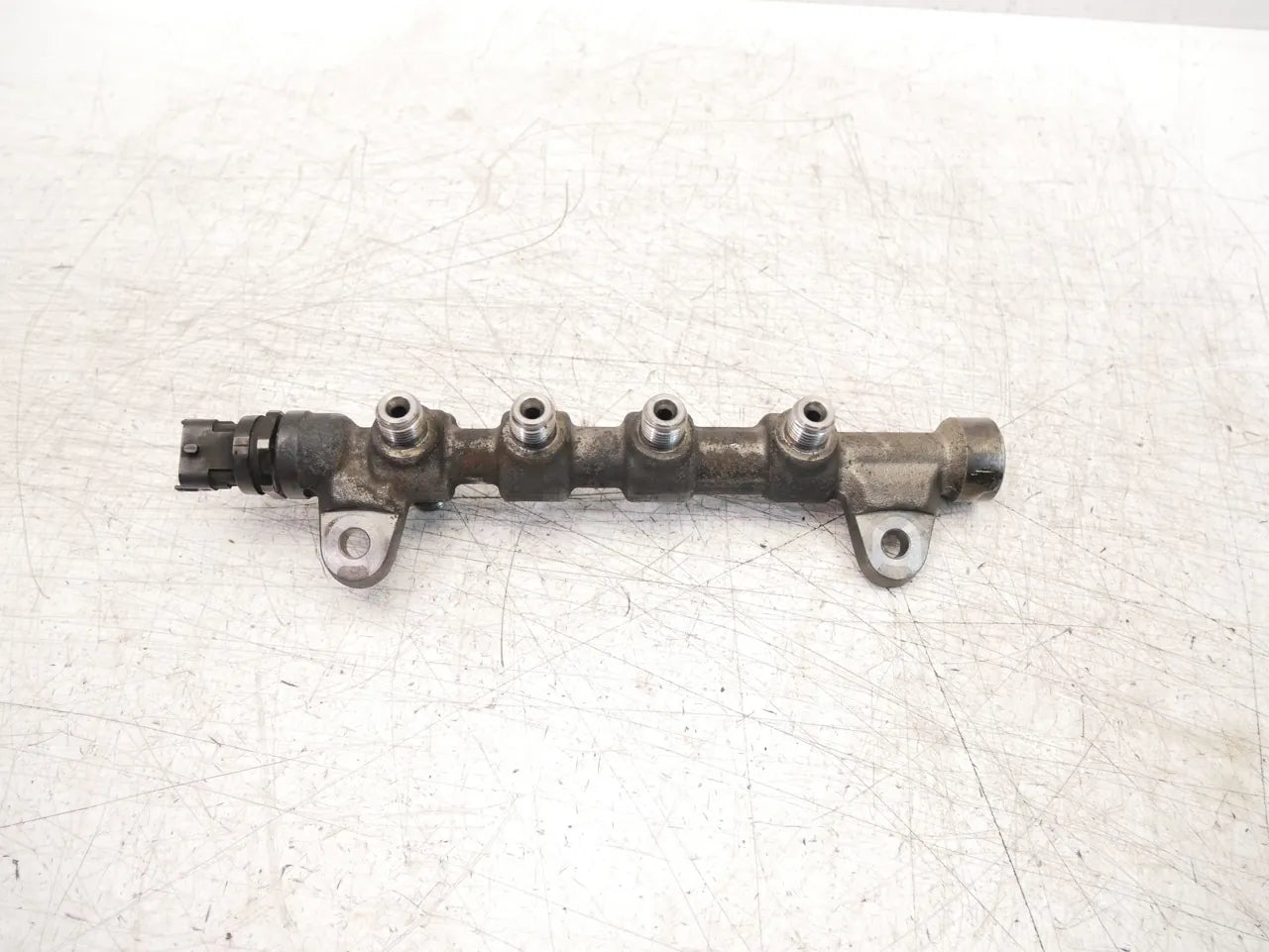 Rampa inyectora Opel Insignia A 2.0 CDTI A20DT LBR 55576177