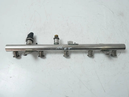 Rampa inyectora Audi A3 RS3 TT 2.5 quattro CEPA CEP 07K133317J