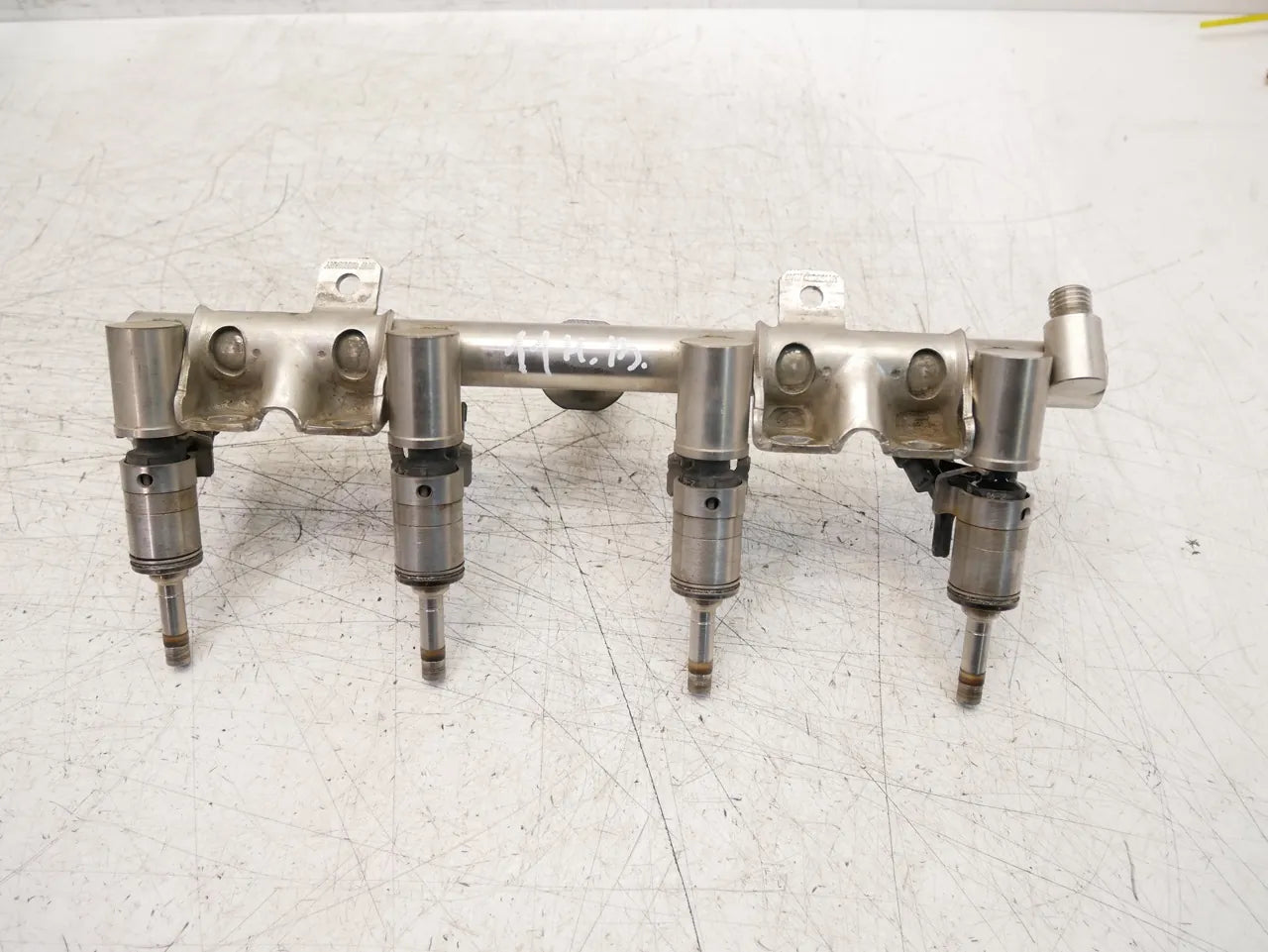 Carril del inyector BMW Serie 1 F20 F21 1.6 116 118 N13B16A V759242680