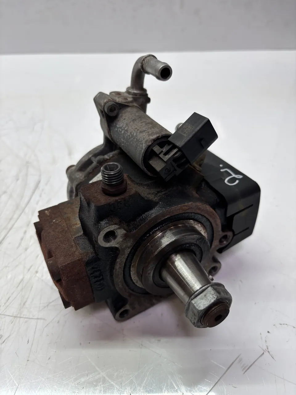 Bomba de alta presión Skoda Volkswagen Fabia II Polo V 1.6 TDI CAYA CAY 03L130755E