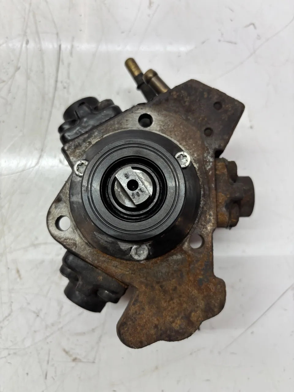 Bomba de alta presión Opel Combo Tour 1.3 CDTI A13FD LN9 55236707