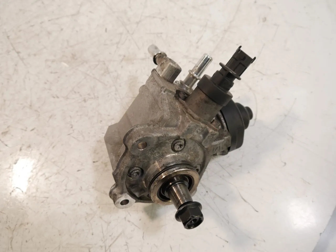 Bomba de alta presión Hyundai Kia i30 Ceed 1.4 CRDi Euro6 D4FC 33100-2A600