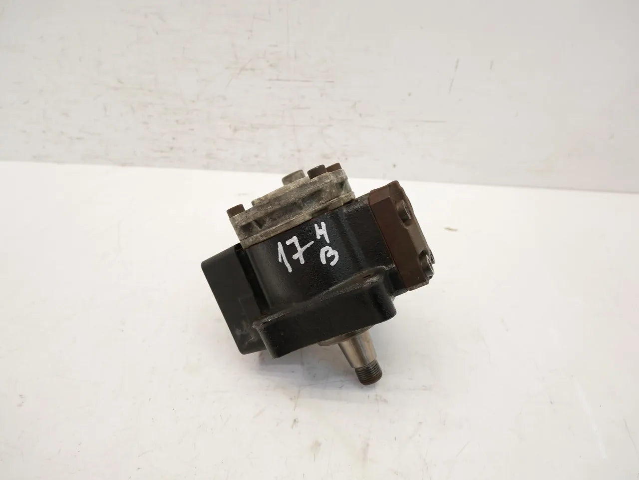 Bomba de alta presión Audi Seat Skoda Volkswagen A3 8X 1.6 TDI CAYC CAY 03L130755E