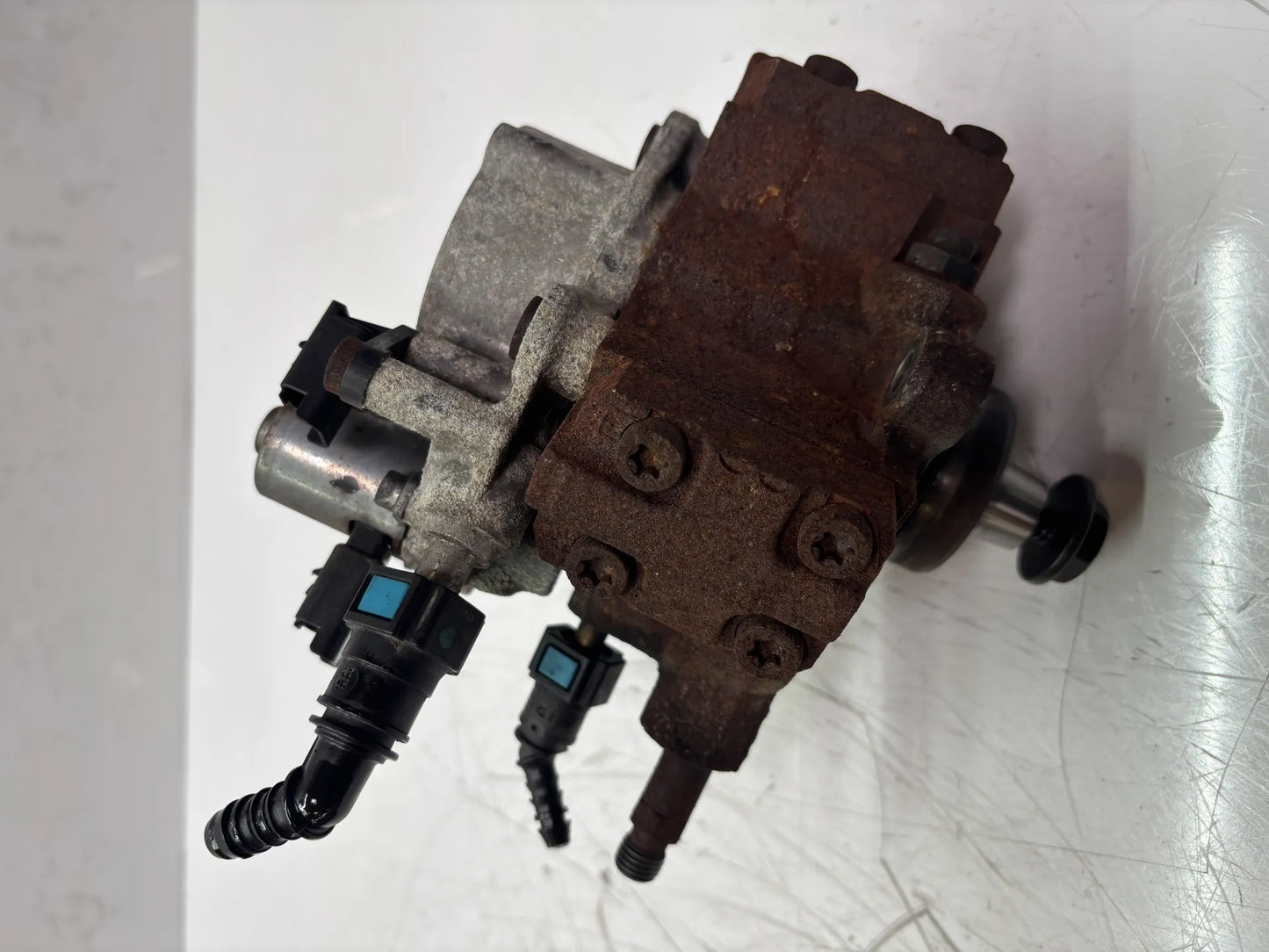 Bomba de alta presión Ford Transit FS FA FN 2.2 TDCi CYRA CYRB BK3Q-9B395-CD