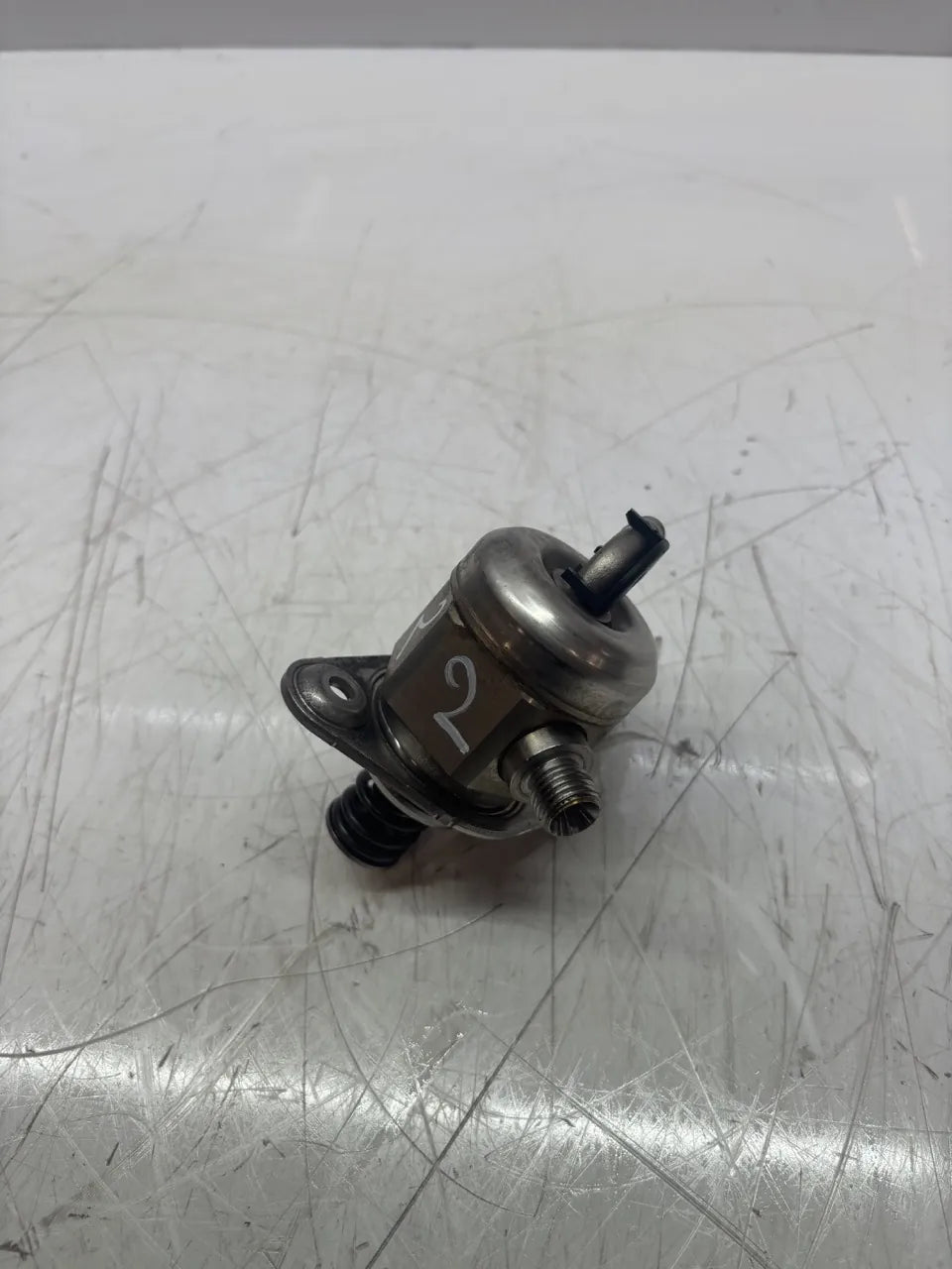 Bomba de combustible Volkswagen Audi Seat Skoda Golf A1 1.4 TSI TFSI CZCA CZC 04E127025B