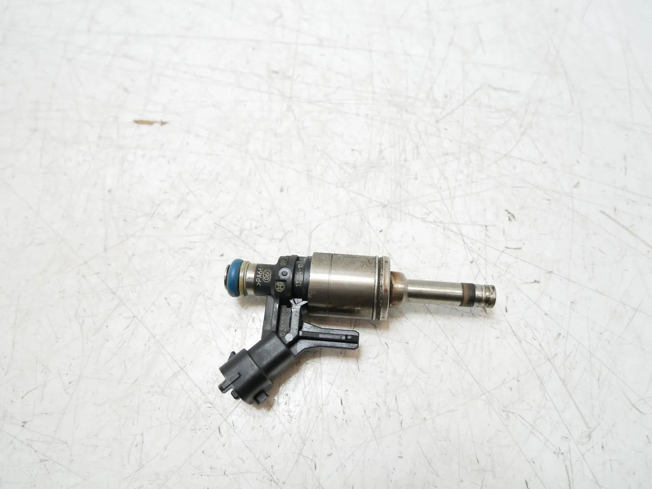 Inyector de combustible BMW Serie 1 F20 Serie 3 F30 F31 1.6 i N13B16A N13 V759162380