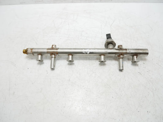 Rampa inyectora Audi Seat Skoda Volkswagen 2.0 TSI DCGA DCG 06K133317AA