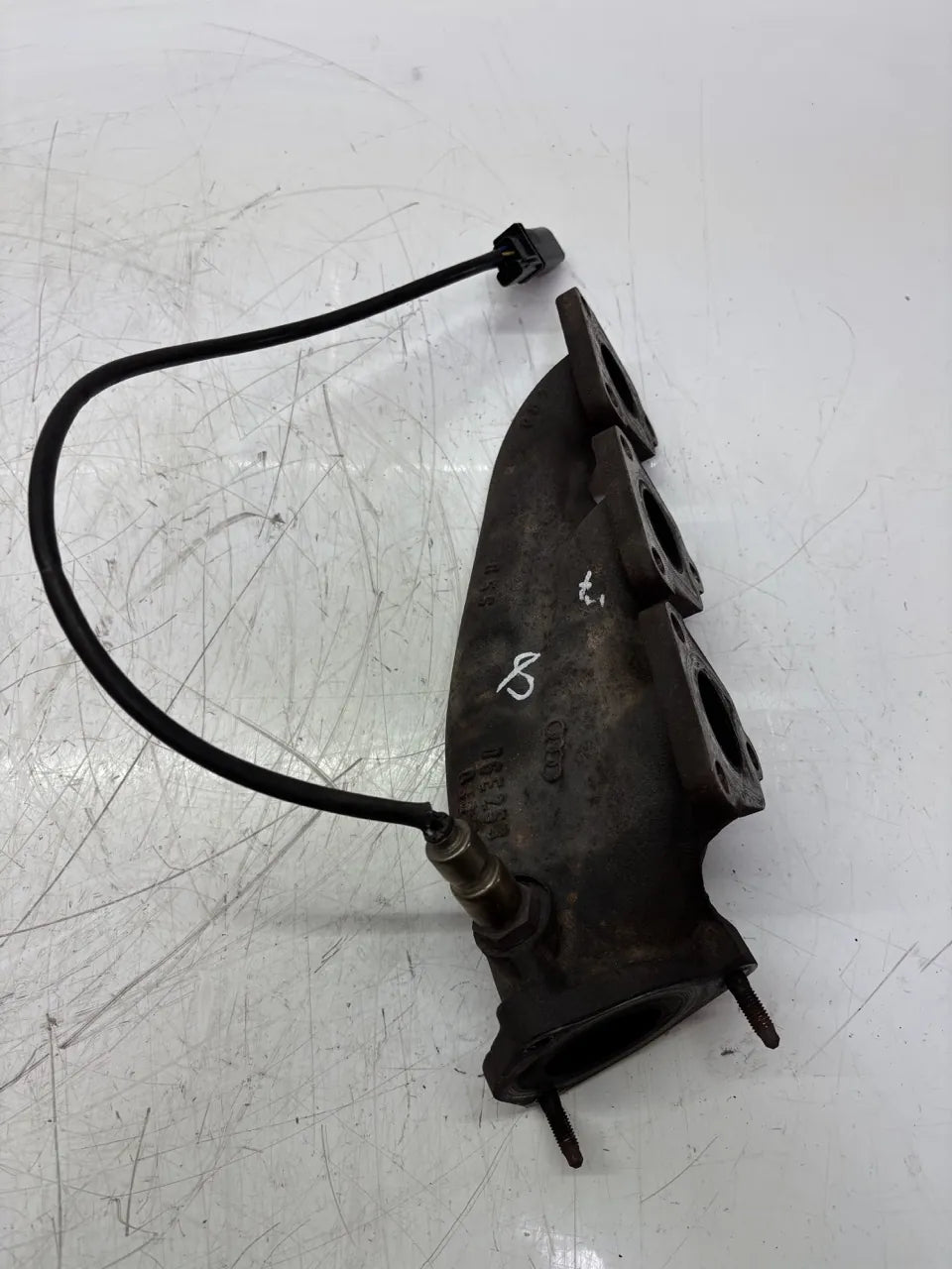 Colector de escape Audi A4 S4 B8 A5 S5 3.0 Quattro CGWC CGW 06E253033P