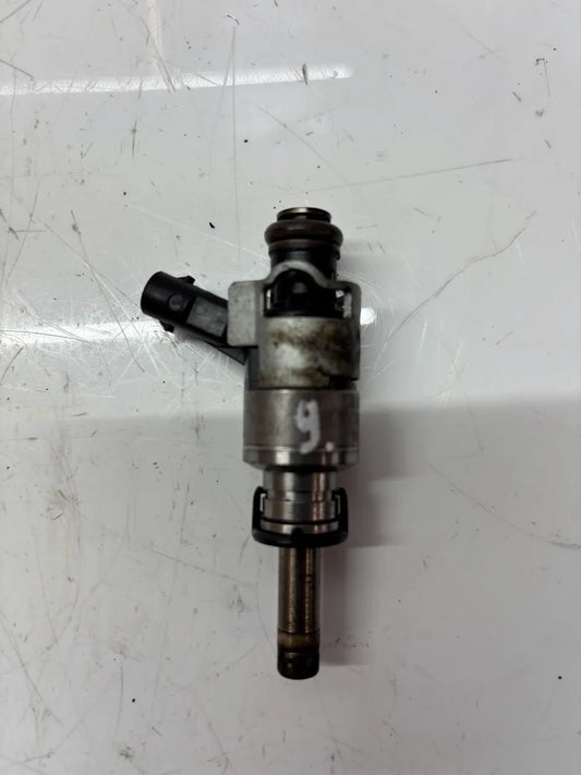 Inyector Audi A4 S4 B8 A5 S5 3.0 Quattro CGWC CGW 06E906036P