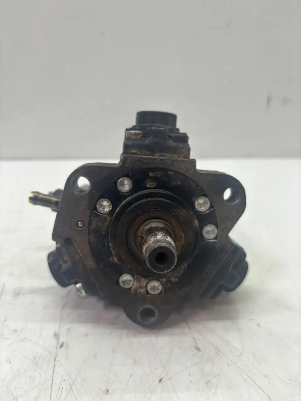 Bomba de alta presión Opel Insignia A 2.0 CDTi A20DT LBR 55574632