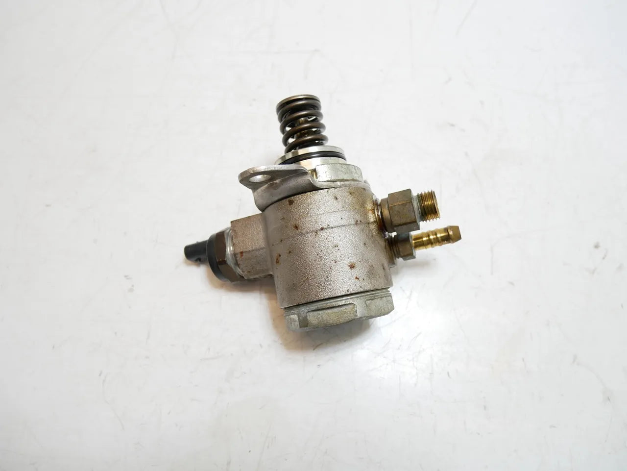 Bomba de combustible Audi Seat Skoda A3 Altea Superb 1.4 TSI CAXC CAX 03C127026D