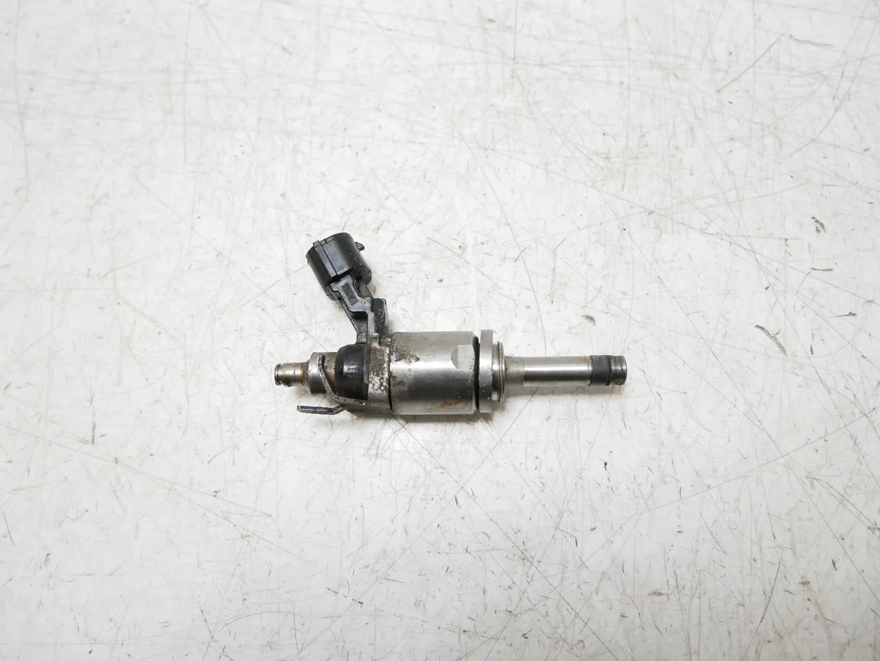 Boquilla inyector de combustible Renault Nissan 1.2 TCe H5F408 H5F H8201438013