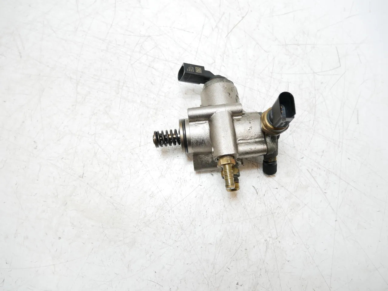 Bomba de combustible Audi Seat Skoda Volkswagen A3 TT 2.0 TFSI BWA 06F127025F