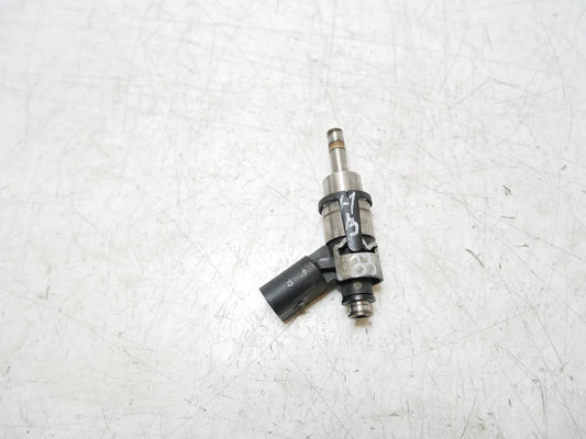 Boquilla inyector de combustible Audi Seat Skoda Volkswagen A3 TT 2.0 TFSI BWA 06F906036A