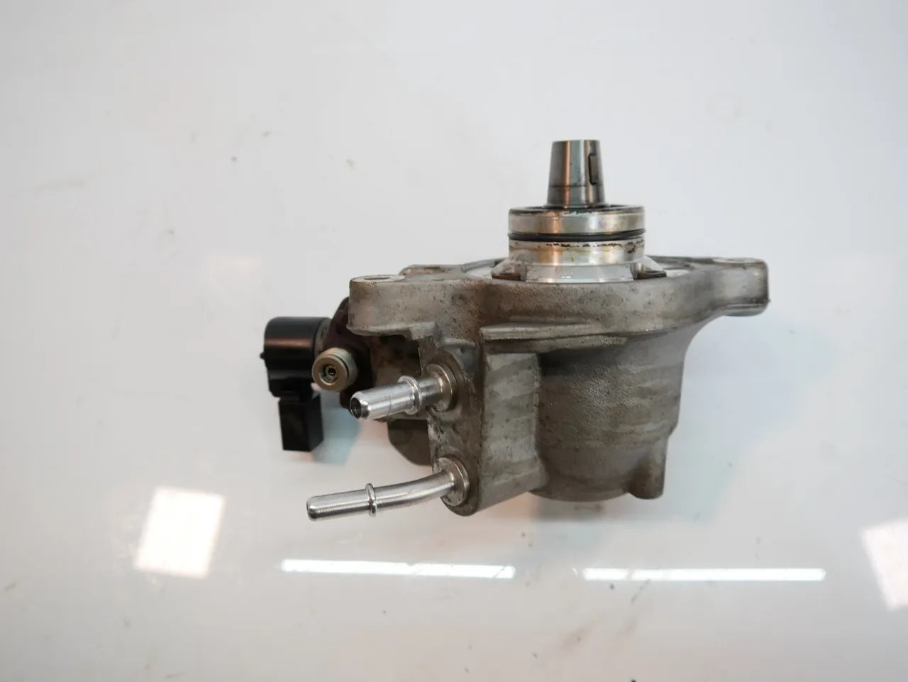 Bomba de alta presión Ford Transit V363 FF 2.0 EcoBlue BKRA HG9Q-9B395-AA