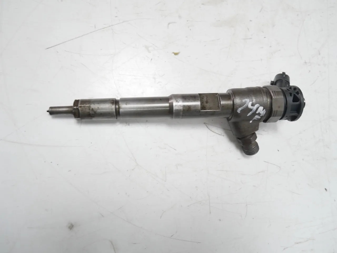 Inyector de combustible Mercedes-Benz Citan 1.5 CDI OM607.951 K9K608 8201108033