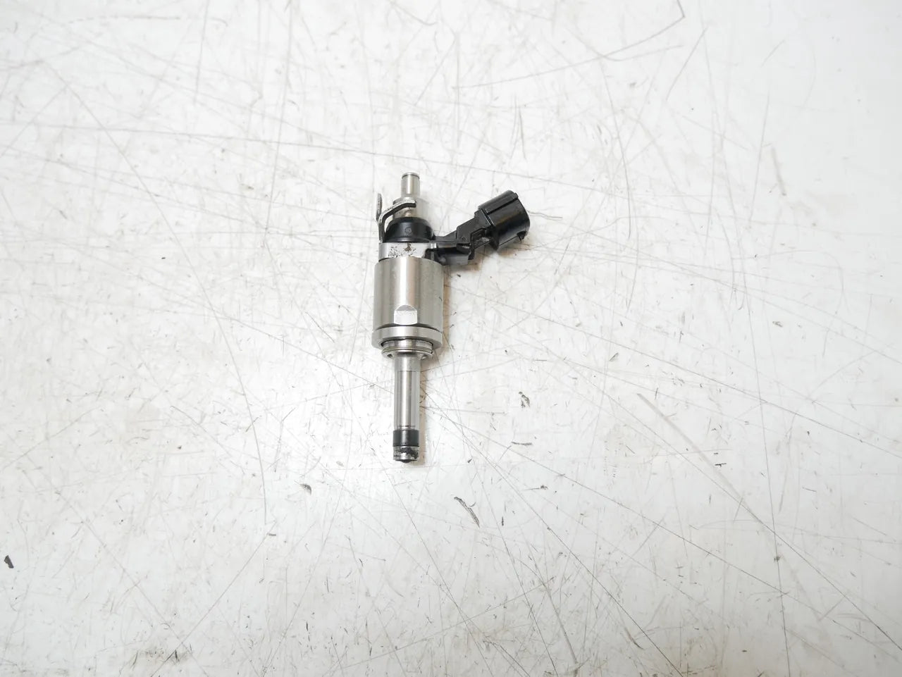 Inyector Nissan Juke Qashqai 1.2 HRA2DDT HRA2 H8201438013