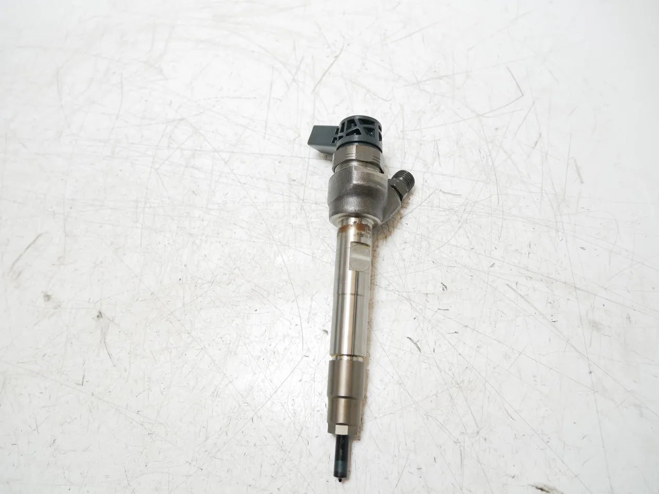 Inyector Mini Cooper F57 1.5 B37C15A 8511630 0445110598