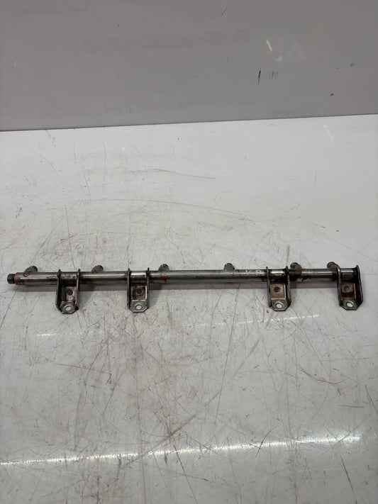 Rampa inyectora BMW Serie 3 E90 E91 E92 E93 3.0 330i N53B30A 7535897