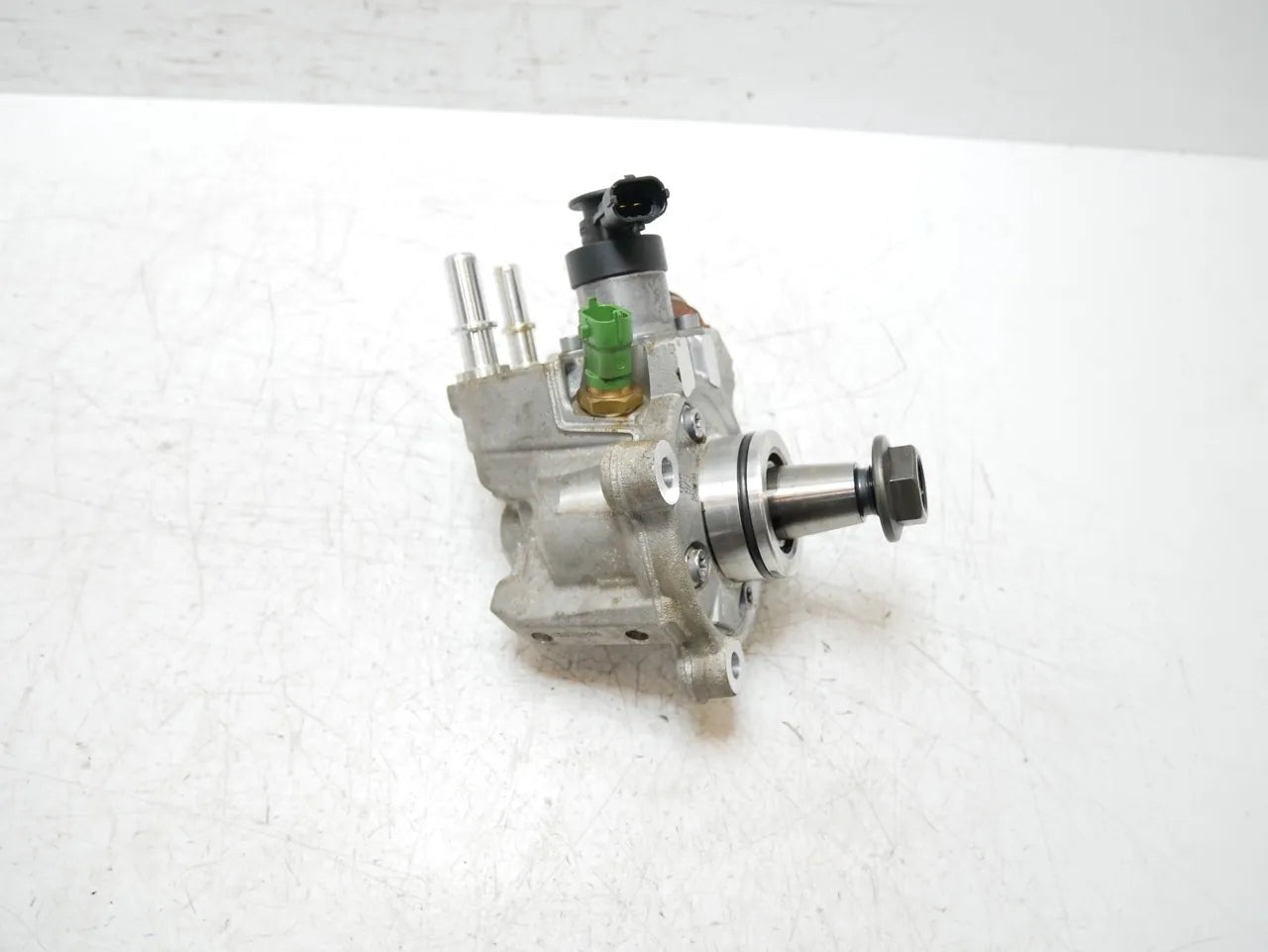 Bomba de alta presión Land Rover 2.0 D180 4x4 204DTD AJ20D4 G4D3-9B395-AB