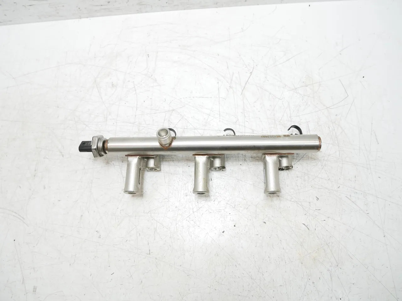 Rail de inyectores Peugeot 208 1.2 Puretech HNS EB2ADTS HN05 9811353880