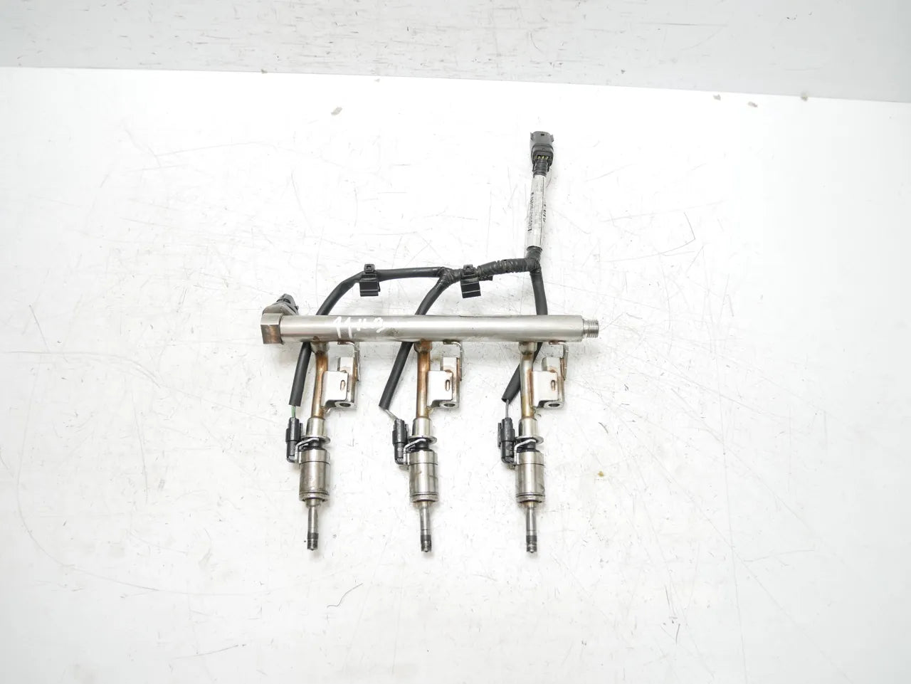 Rampa inyectora Ford Focus C-Max 1.0 EcoBoost M1DD M1DA DM5G-9H487-Ab