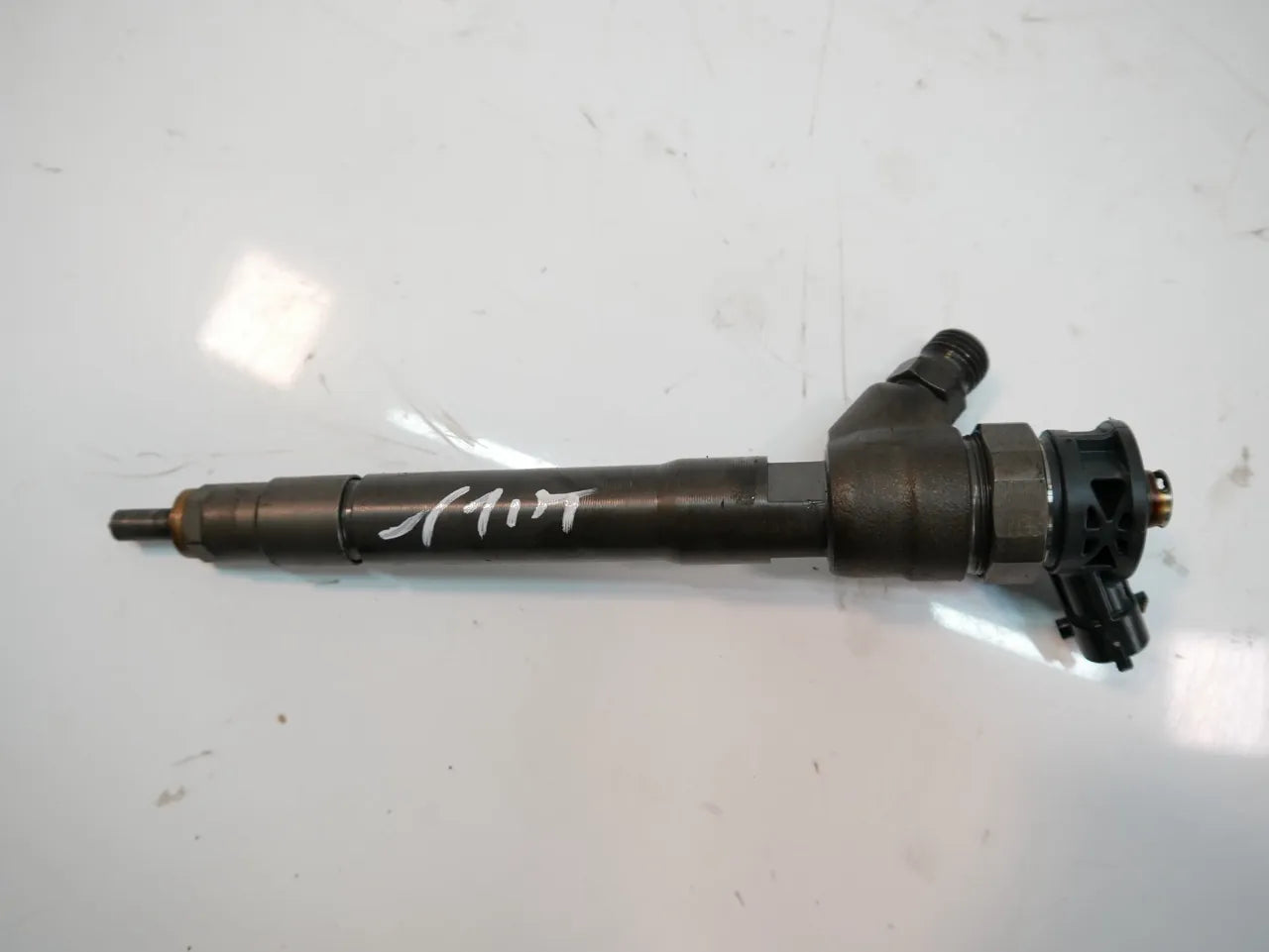 Inyector Nissan NV300 X82 1,6 CDTi R9M413 R9M 0445110546