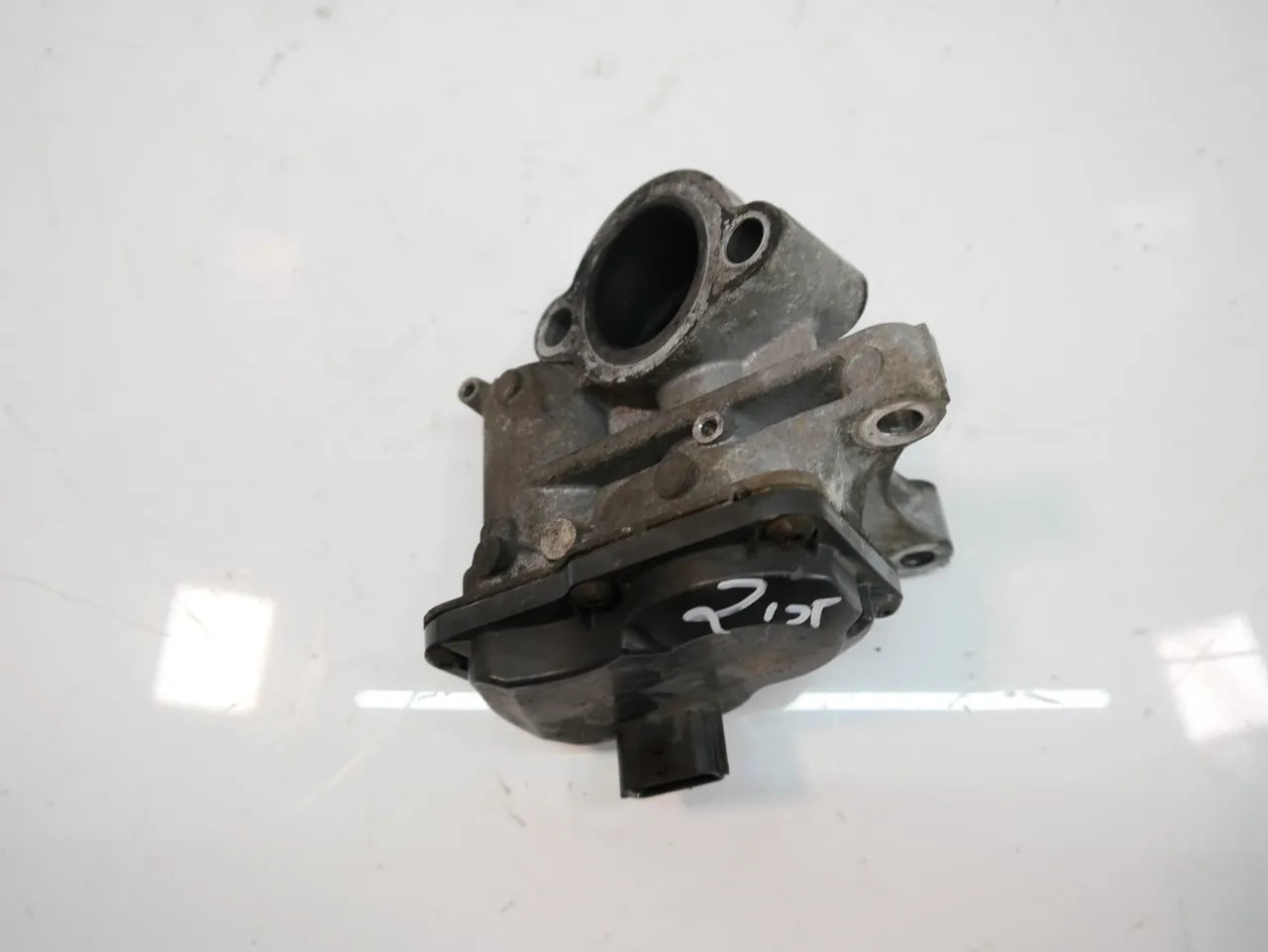 Válvula EGR Válvula de recirculación de gases de escape Nissan 1.6 CDTi R9M413 R9M 147102408R