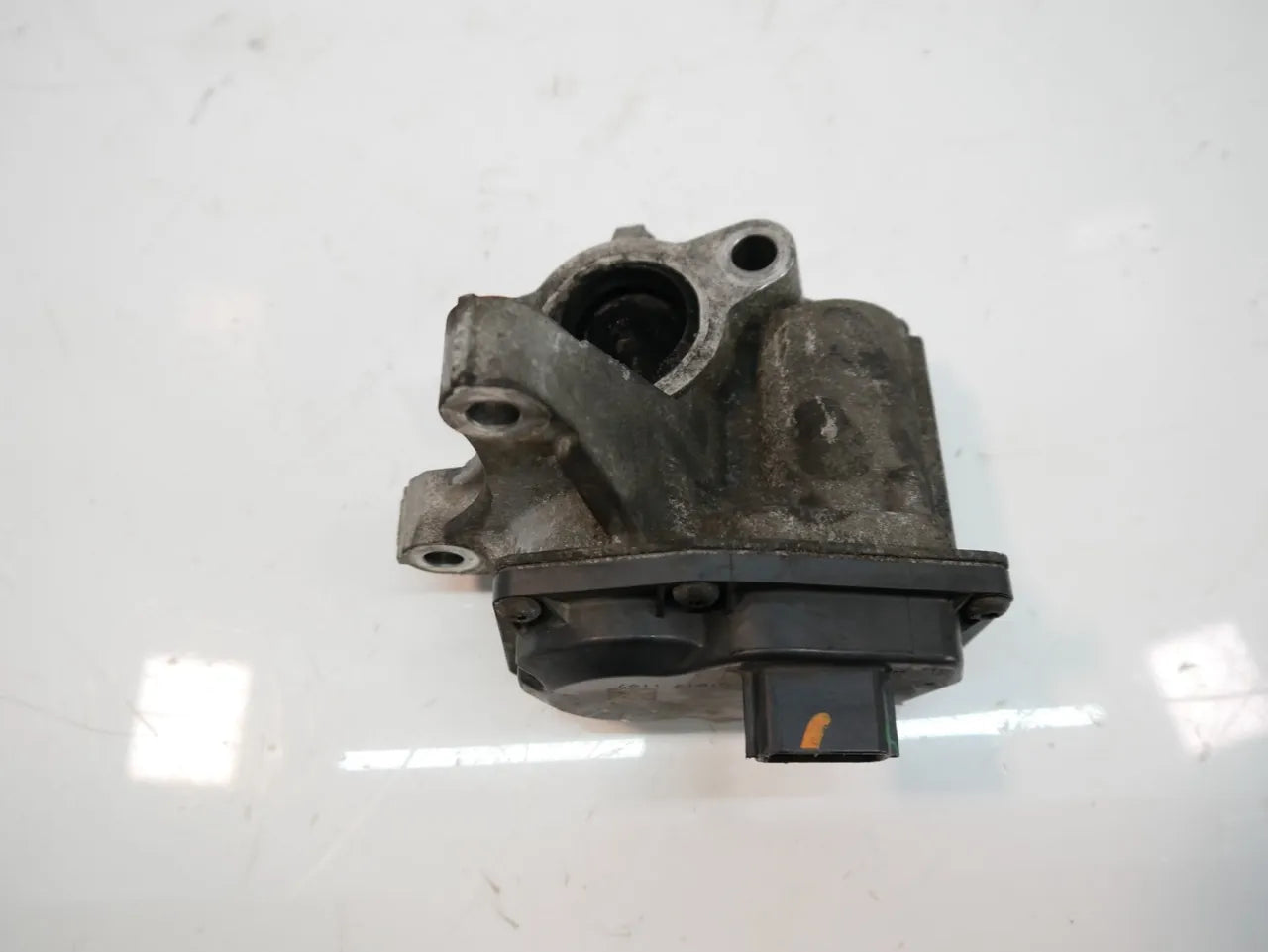 Válvula EGR Válvula de recirculación de gases de escape Nissan 1.6 CDTi R9M413 R9M 147102408R