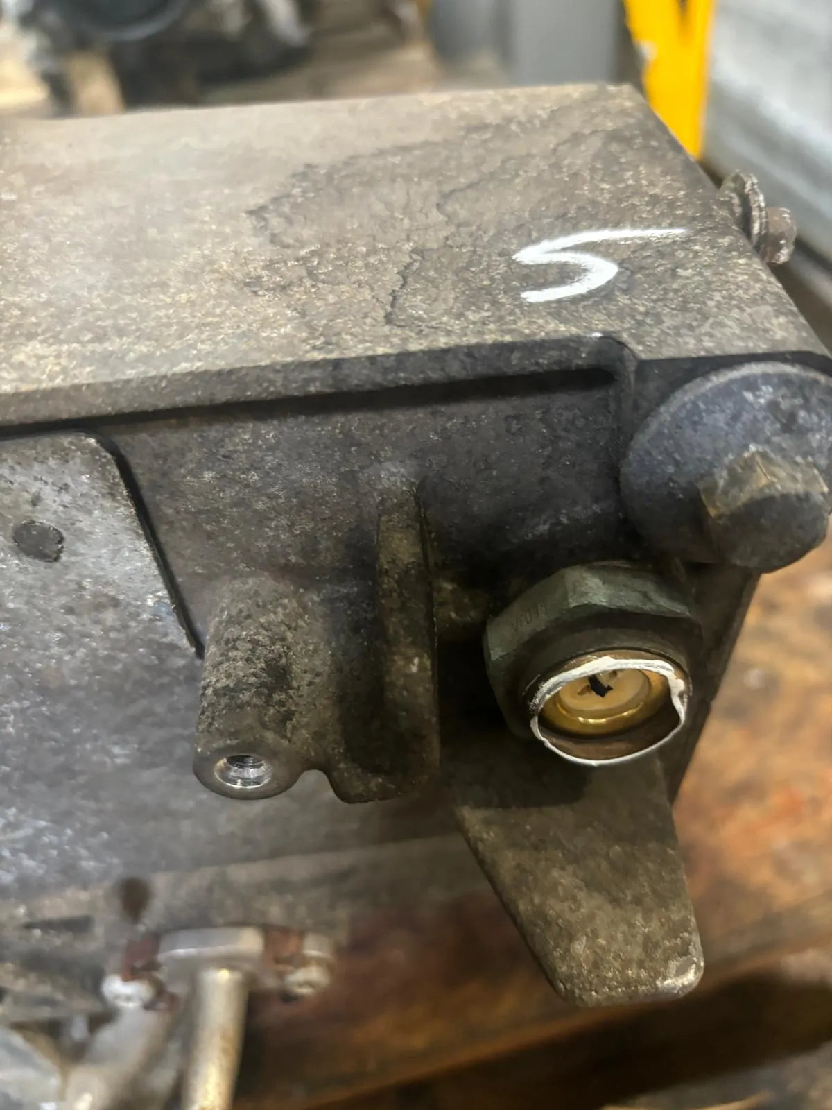 Motor Land Rover Range Sport 3.6 4x4 368DT LION LR006675 6H3Q-6006-AE