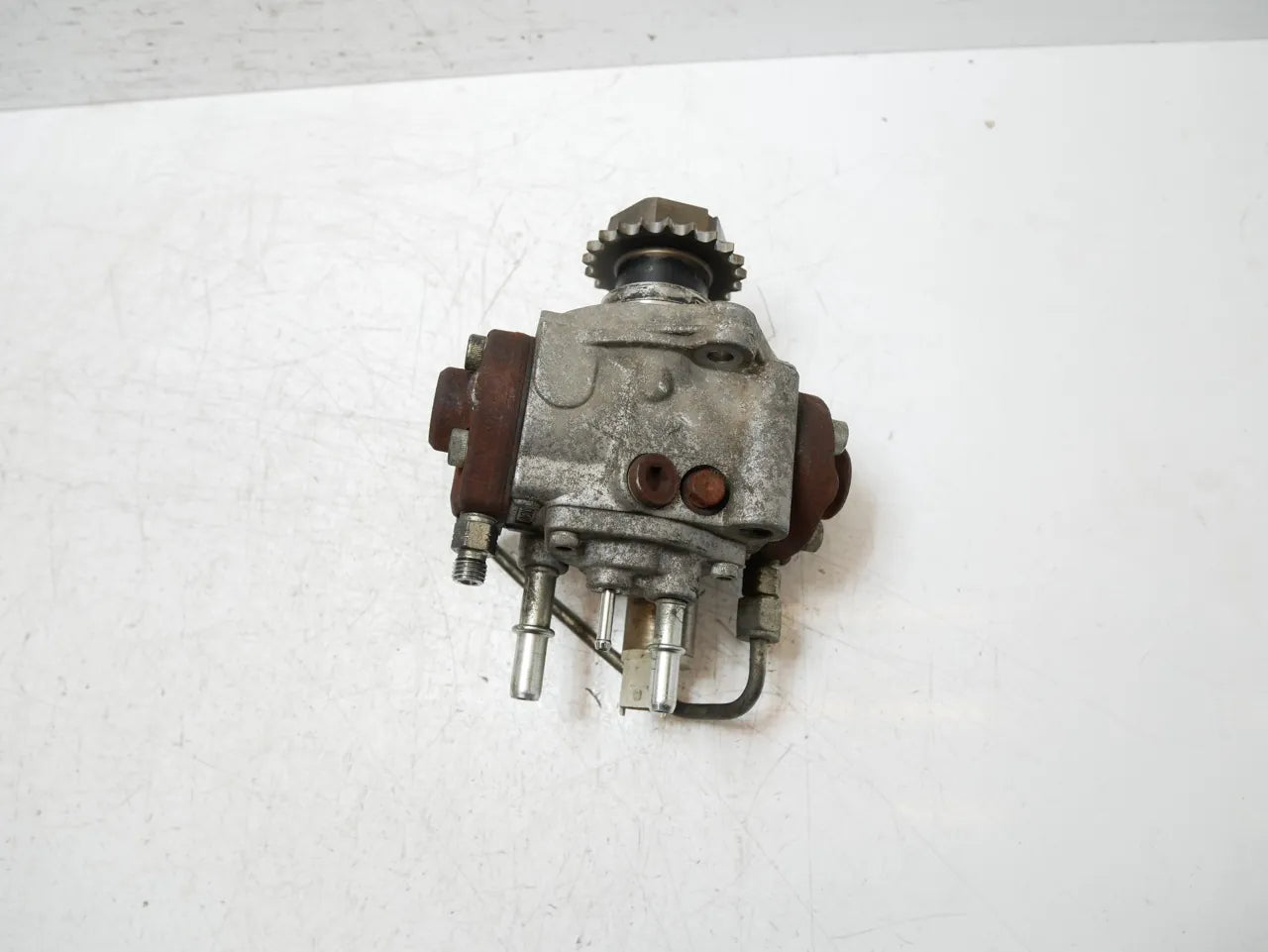 Bomba de alta presión Opel Astra K 1.6 CDTI B16DTE LWQ 55490710