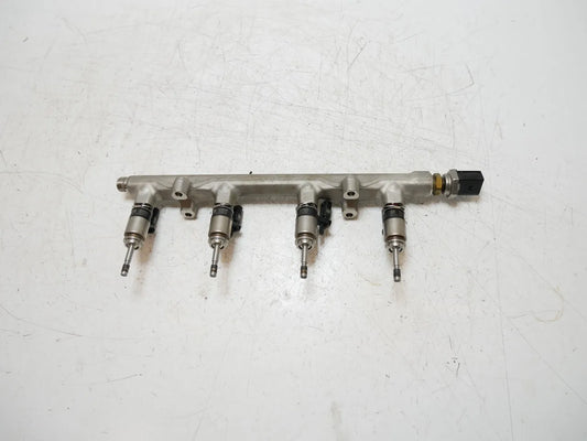 Rampa inyectora Audi Seat Skoda Volkswagen Golf 1.5 TSI DPCA DPC 05E133320B