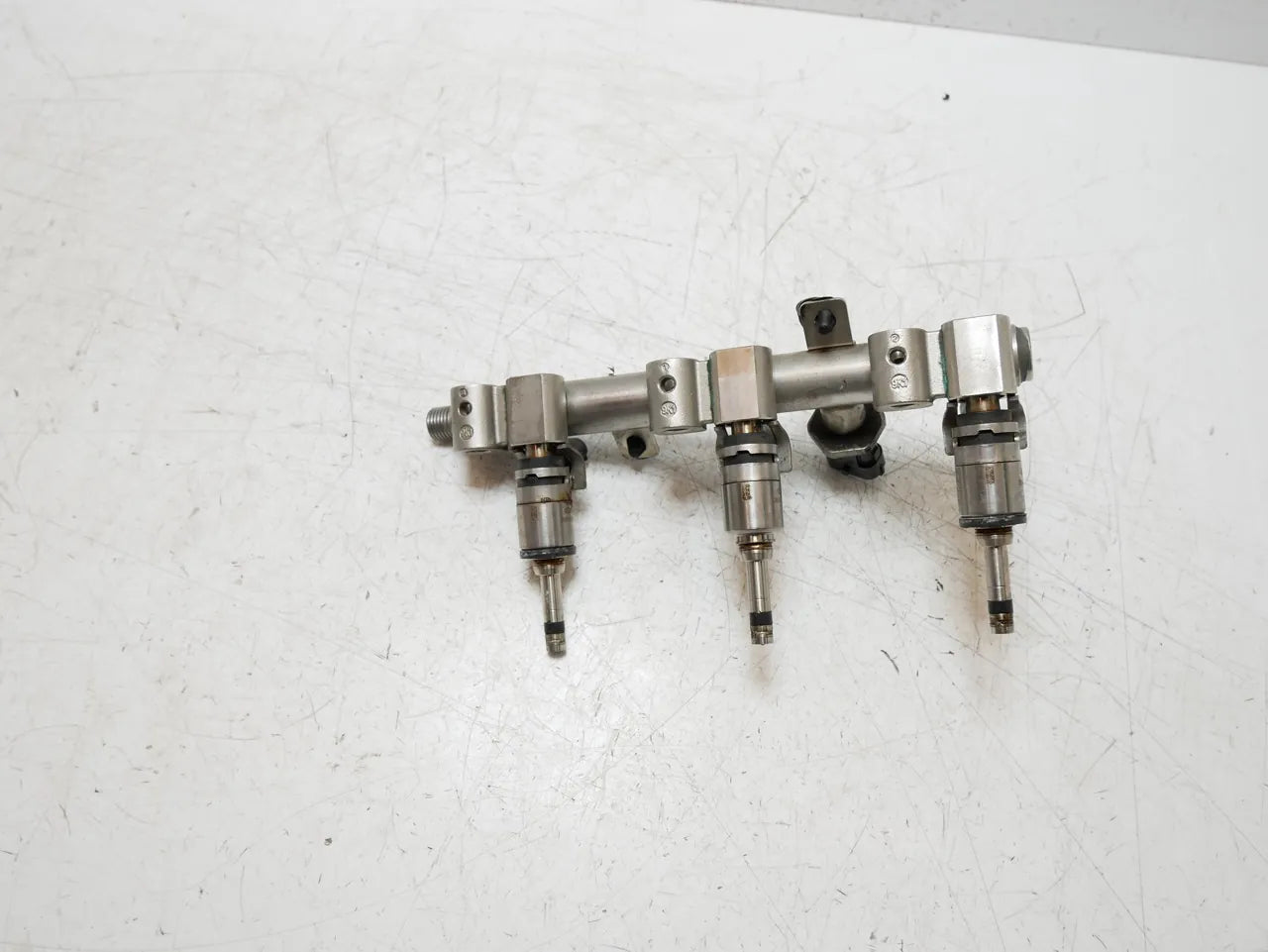 Rampa inyectora Hyundai Kia Ceed Xceed Stonic 1.0 T-GDI G3LC 35350-04250