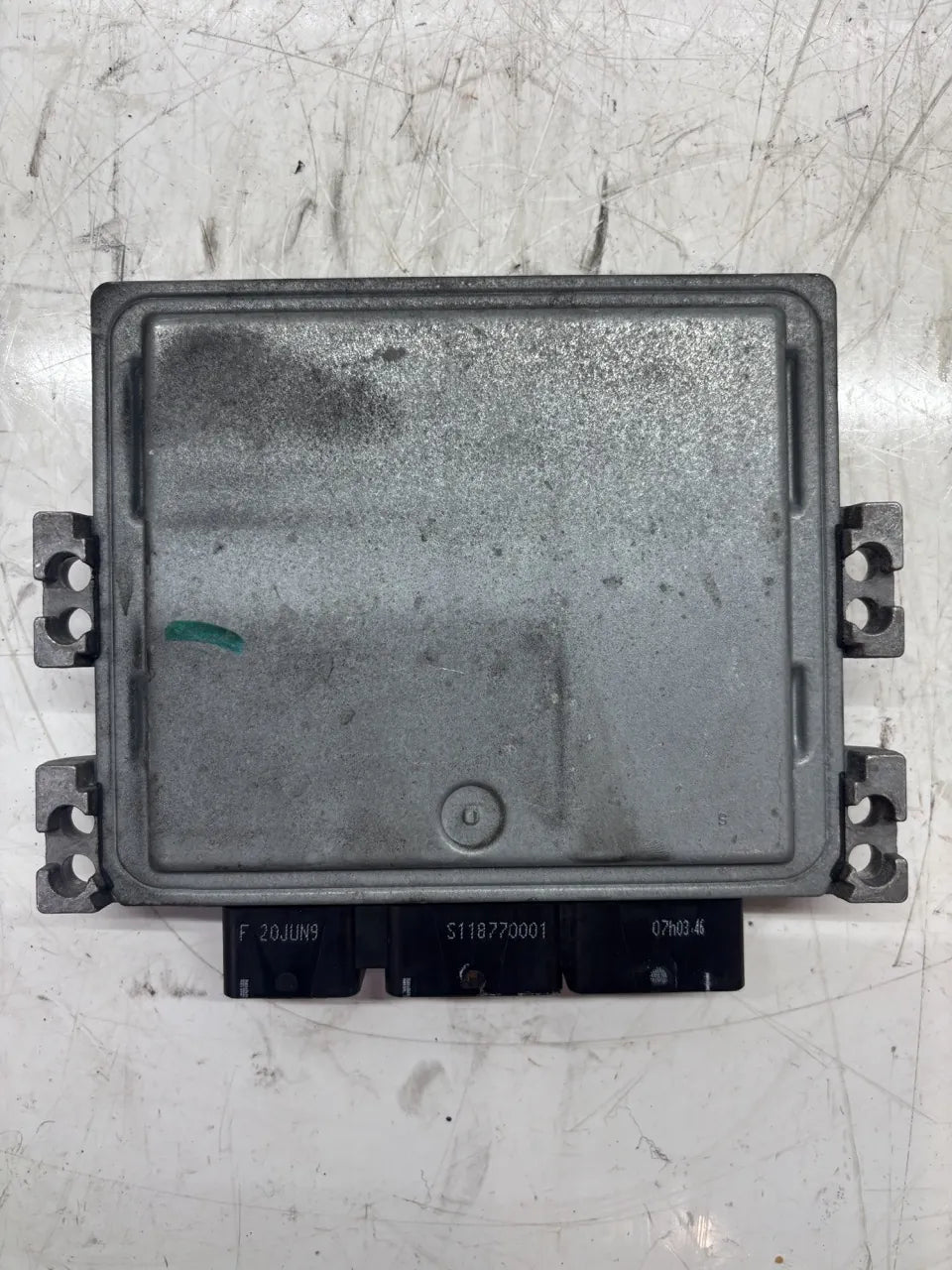 Unidad de control Nissan Qashqai JJ10E 1.5 dCi K9K282 K9K 23710JD58C