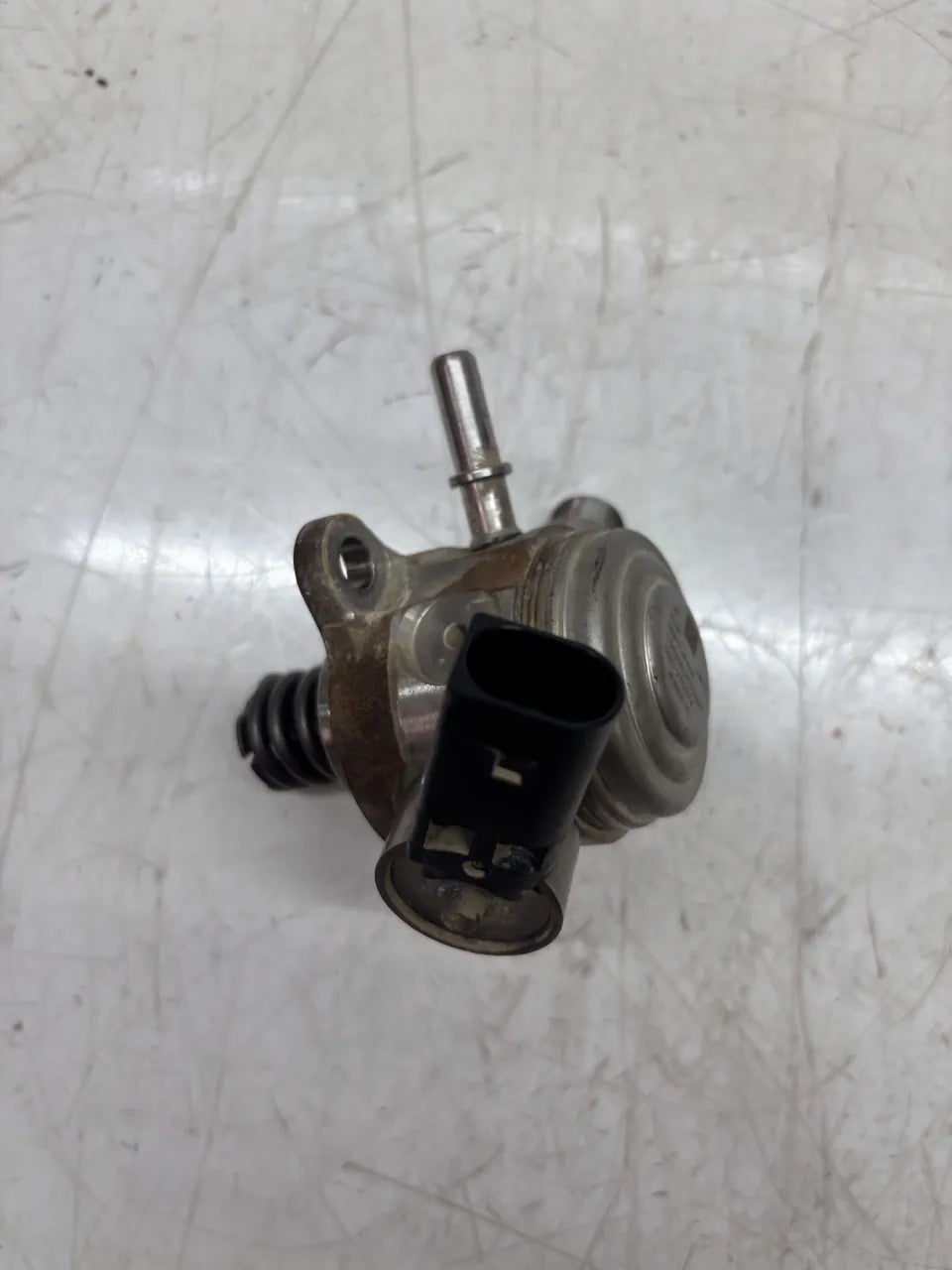 Bomba de combustible Seat Audi Volkswagen 1.0 TSI TFSI DLAA DLA 05E127027A