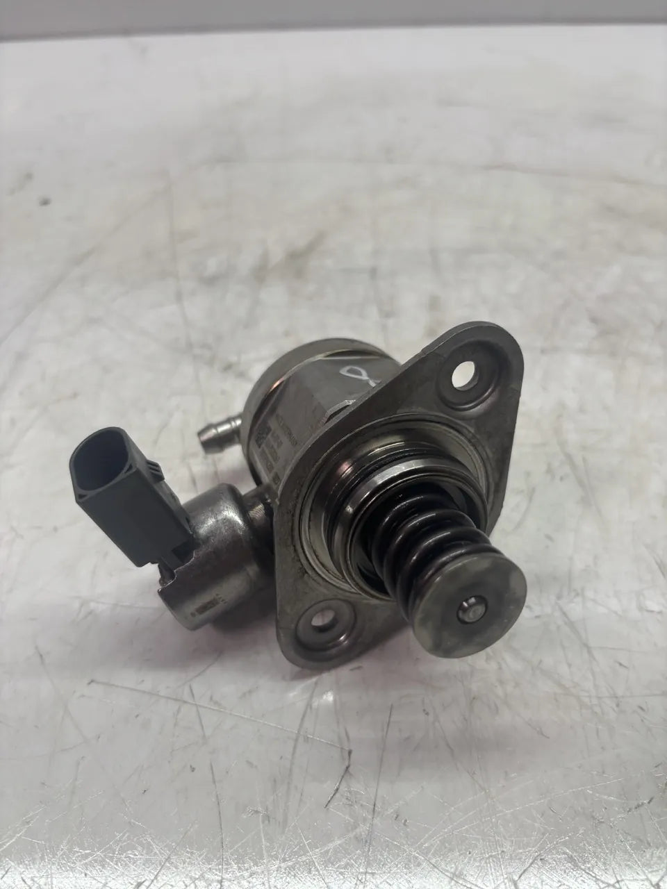 Bomba de combustible Audi Seat Skoda Volkswagen Karoq 1.4 TSI TFSI CZEA CZE 04E127025B