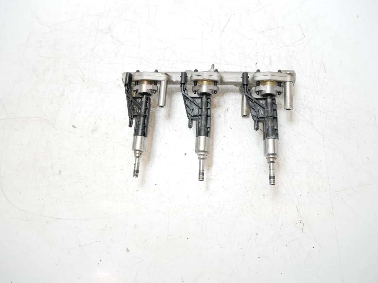 Rampa inyectora BMW Serie 2 F23 F22 1.5 218i 220i B38B15A B38 8694197